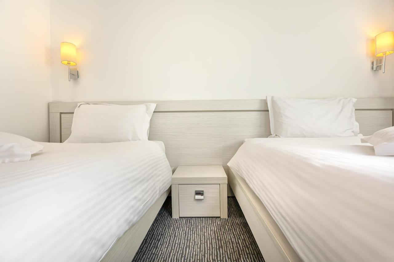 Alex&George Boutique Hotel Cluj-Napoca Buitenkant foto