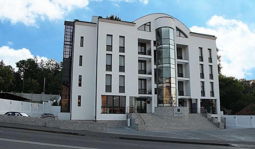 Alex&George Boutique Hotel Cluj-Napoca Buitenkant foto